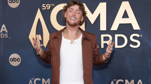 Climb in Bailey Zimmerman’s ‘Chevy Silverado’ for a ‘personal’ tale of love lost