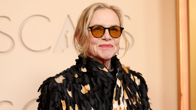 Amy Madigan, Steve Buscemi and more join ‘The X-Files’ reboot