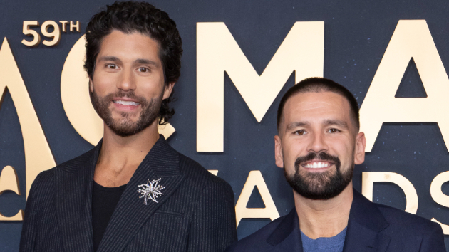 Dan + Shay are ready to ‘bring it’ at ACMs, because King George may be watching